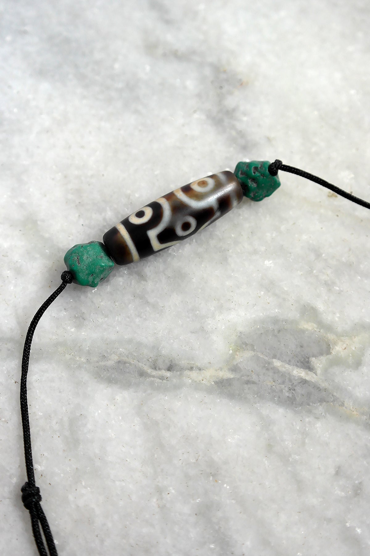 Unique Magic Tibetan Old Six-eyes Totem Dzi Beads for Spiritual Empowerment