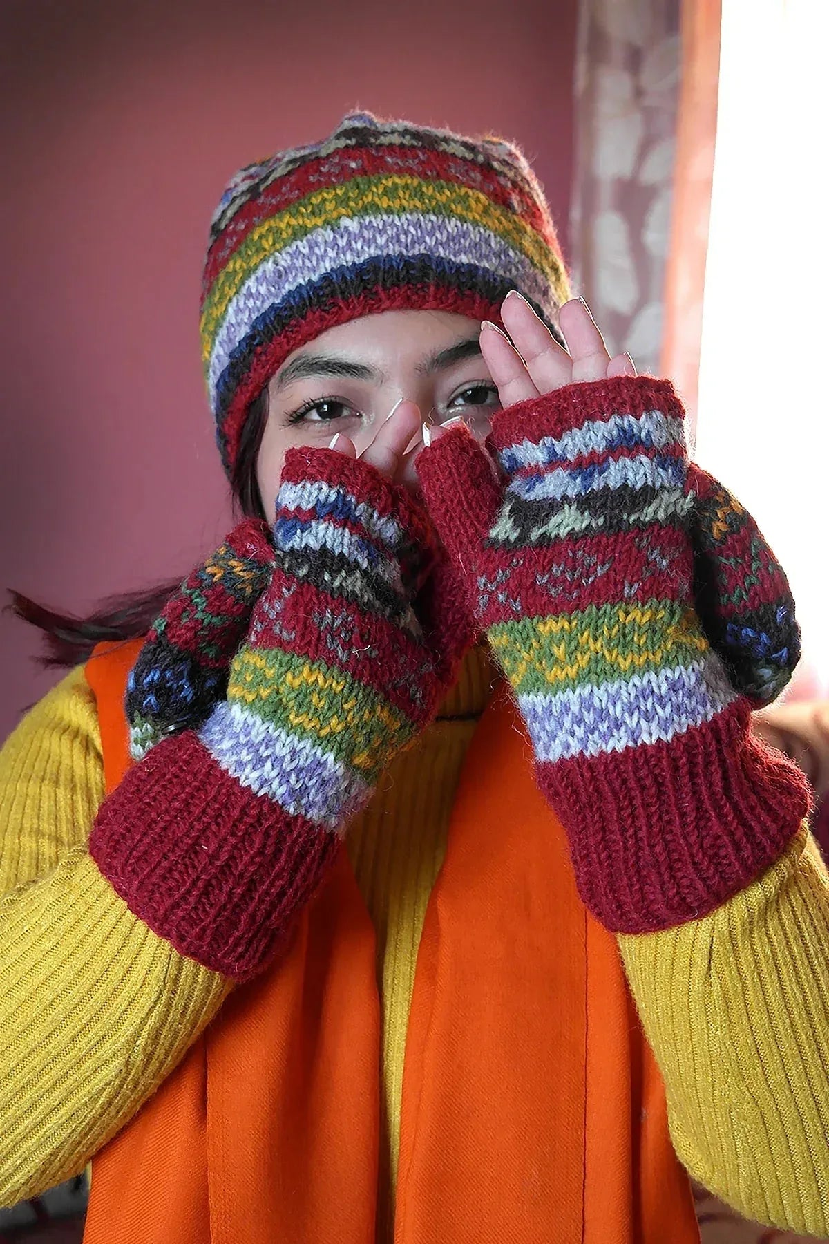 Red Green mixed colored woolen gloves/mittens - Vajracrafts