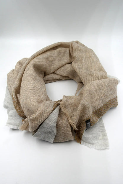 Dobby Tape Border in Pashmina Shawl - Vajracrafts