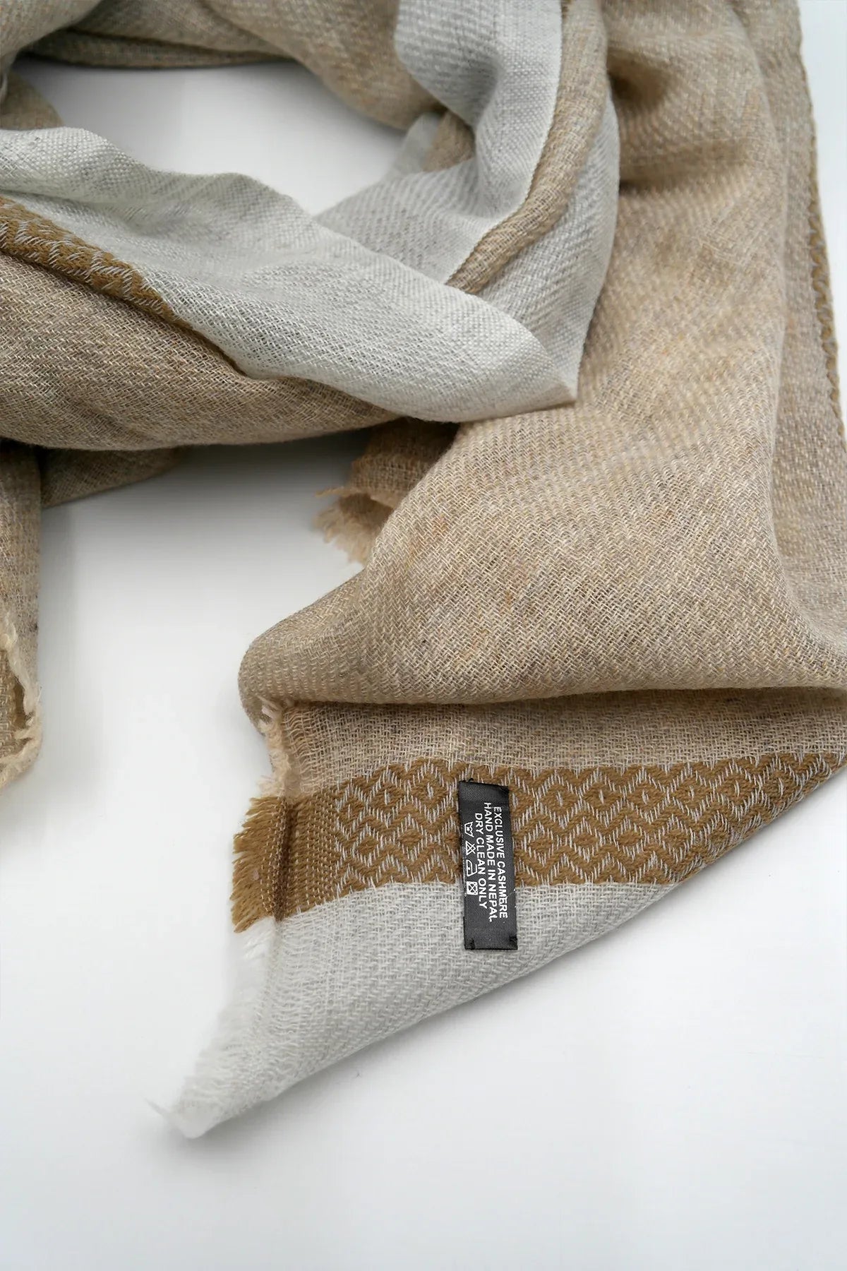 Dobby Tape Border in Pashmina Shawl - Vajracrafts