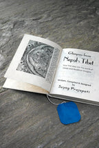 Images du Nepal et du Tibet (French Language) by Suyog Prajapati - Vajracrafts