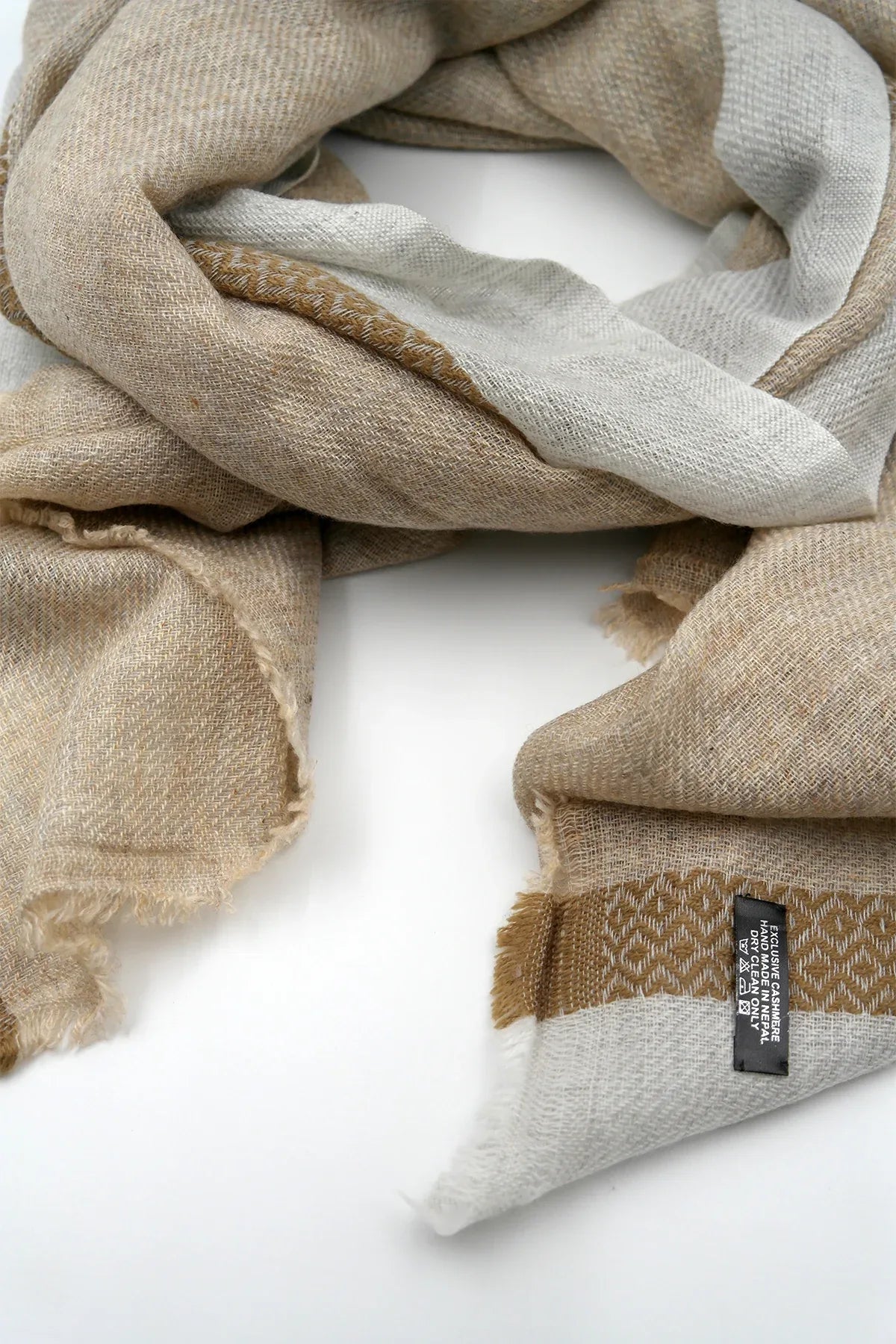 Dobby Tape Border in Pashmina Shawl - Vajracrafts