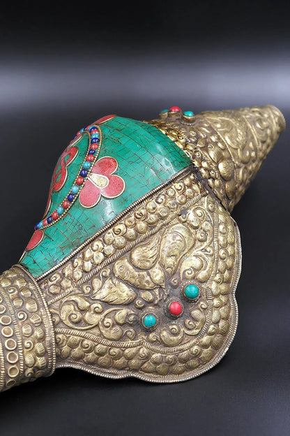 Handcrafted Buddhist Conch Shell Trumpet Horn Turquoise with Endless knot - Vajracrafts