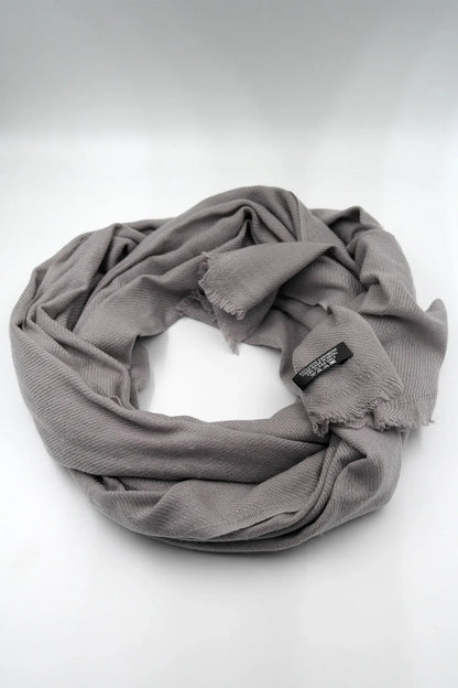 Light Grey Color Pure Pashmina Shawl - Vajracrafts