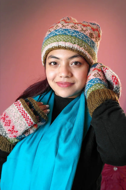 Olive Green pink mixed colored woolen gloves/mittens - Vajracrafts