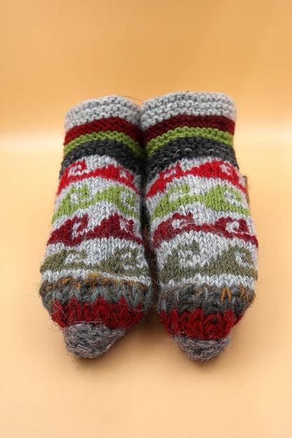 Hot waves pattern woolen hand knitted ankle socks - Vajracrafts