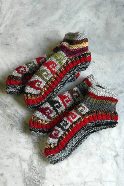 Assorted colors Hot waves pattern woolen hand knitted ankle socks - Vajracrafts