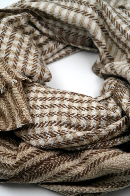 Elegant Tartan Pattern Pashmina Shawls - Vajracrafts