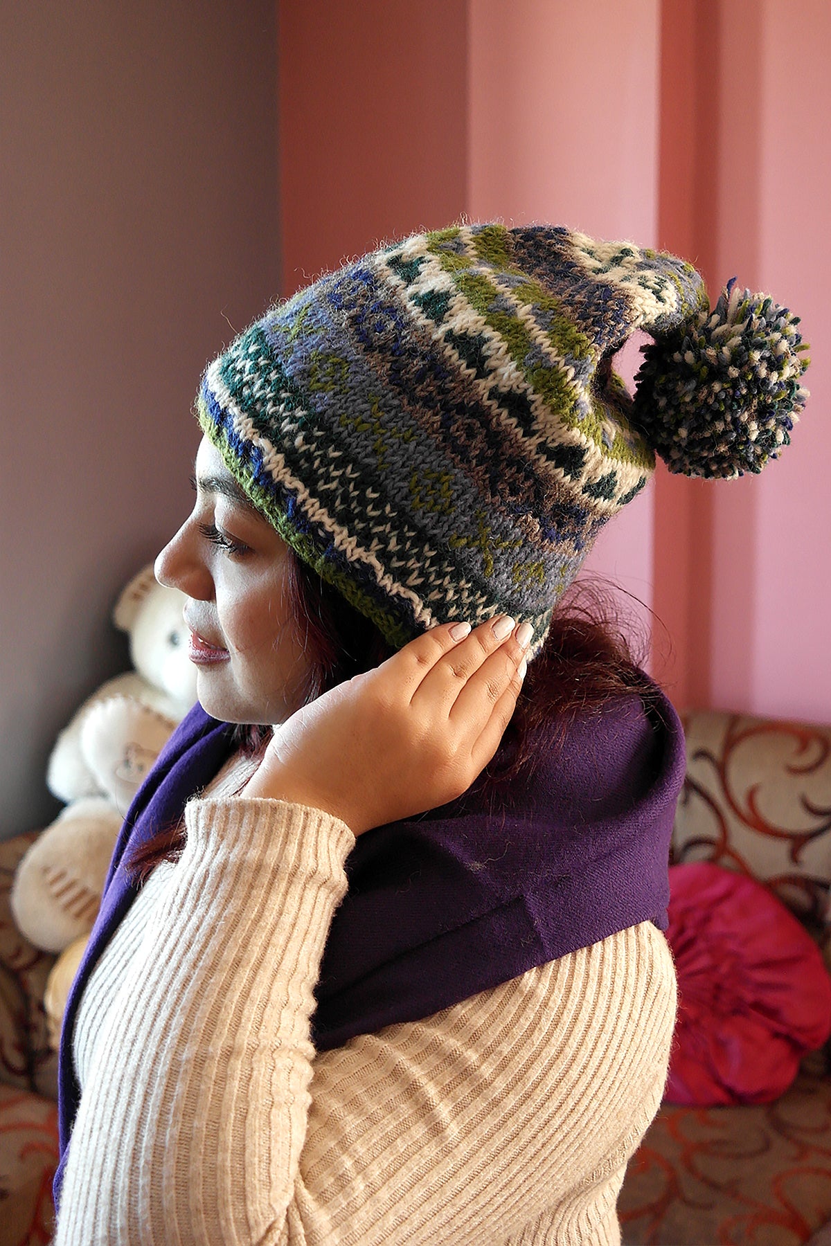 Womens winter hat store with pom