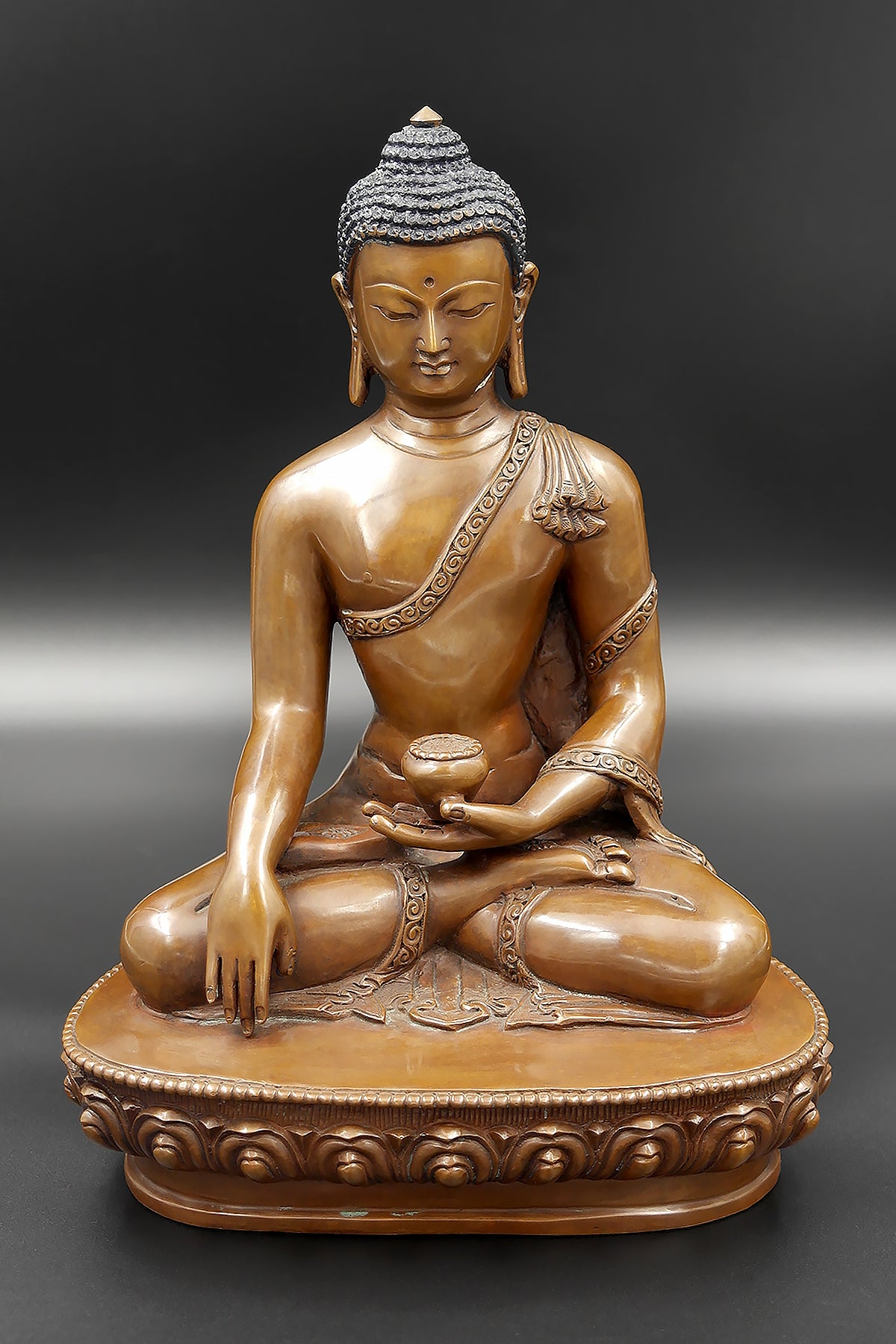 Nepalese Handcrafted Copper Antiqued Shakyamuni Buddha Statue 9"