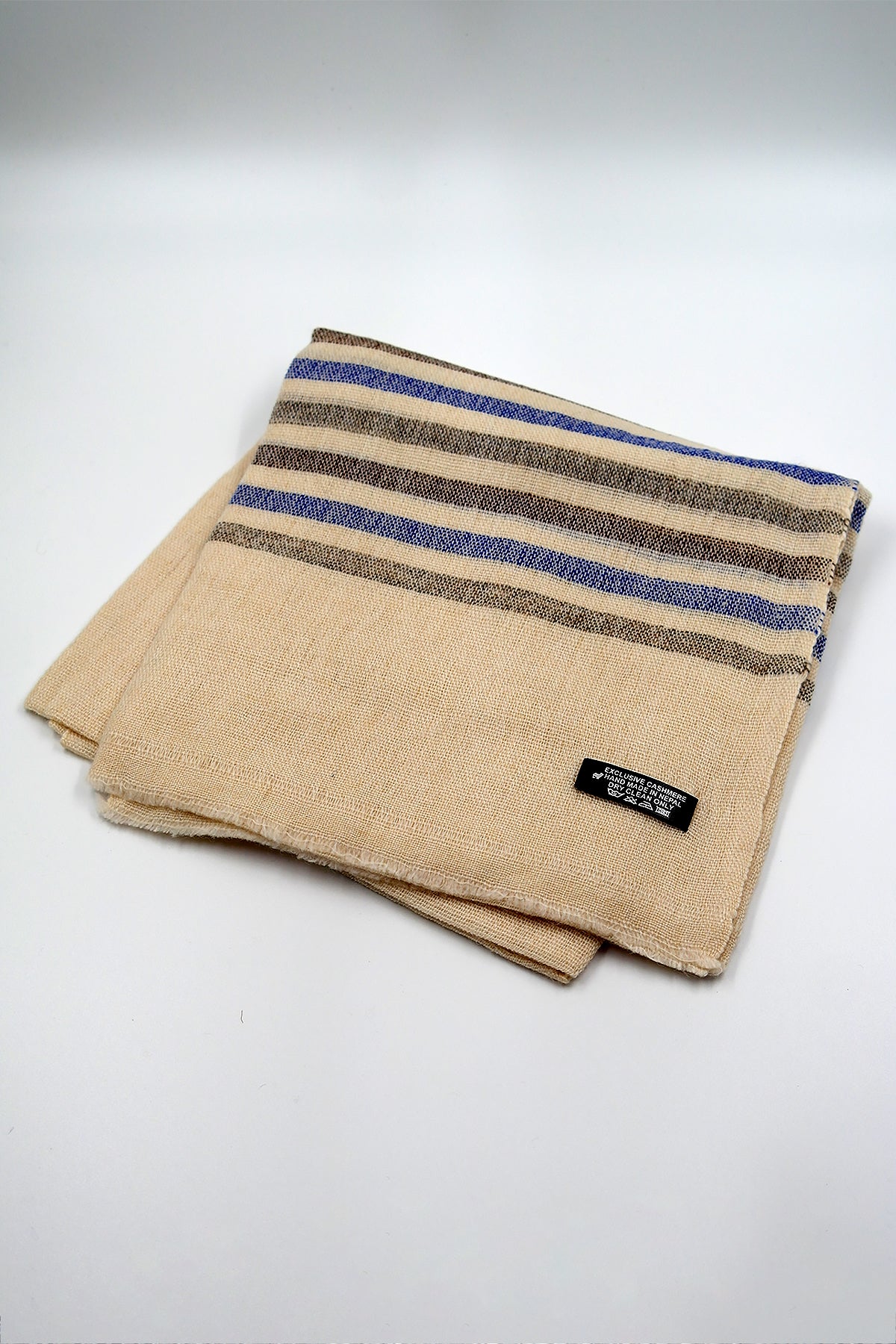 Cozy and Comfortable Cashmere Pashmina Shawls