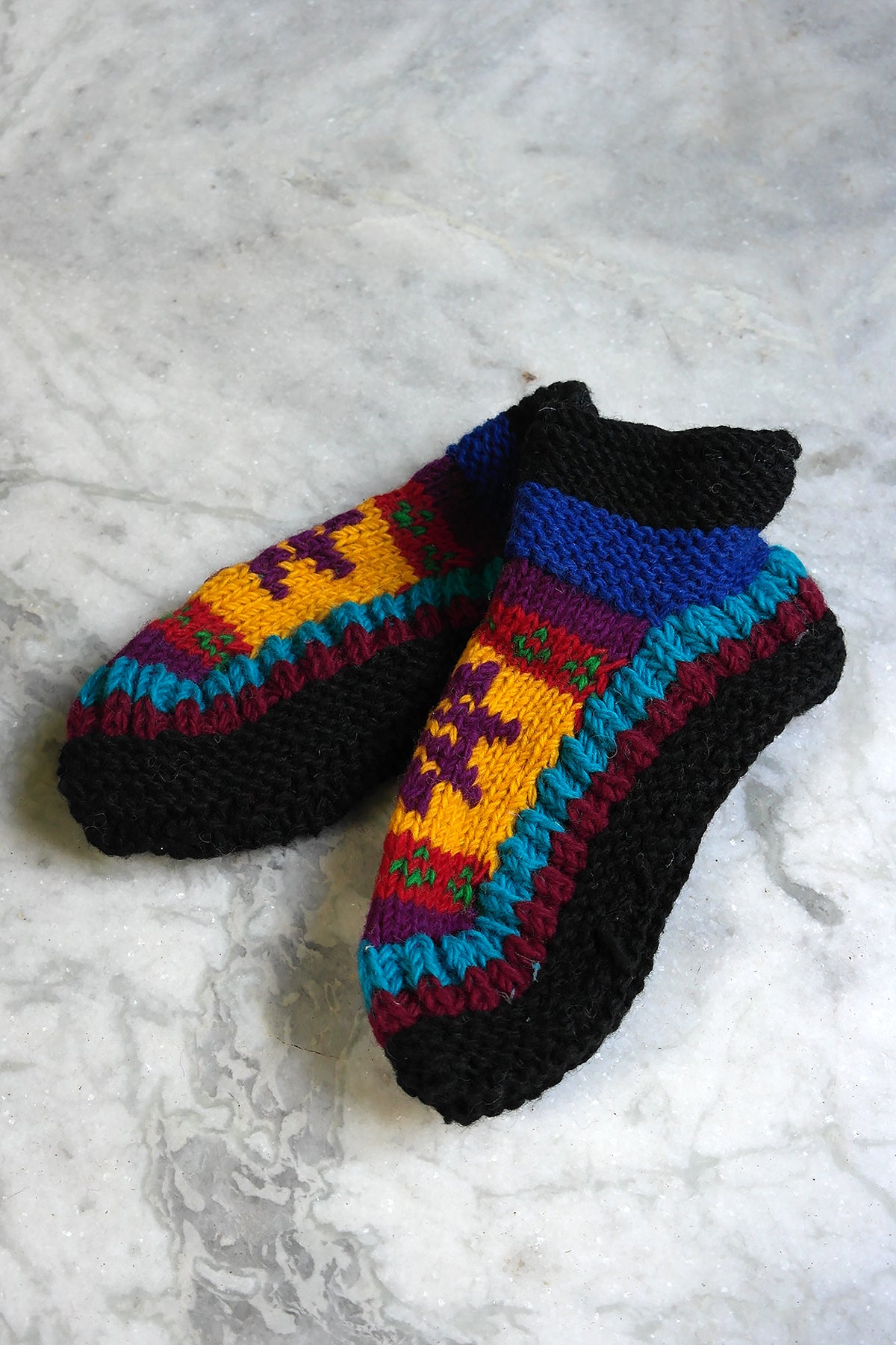 Snow Flake pattern assorted colors woolen hand knitted ankle socks