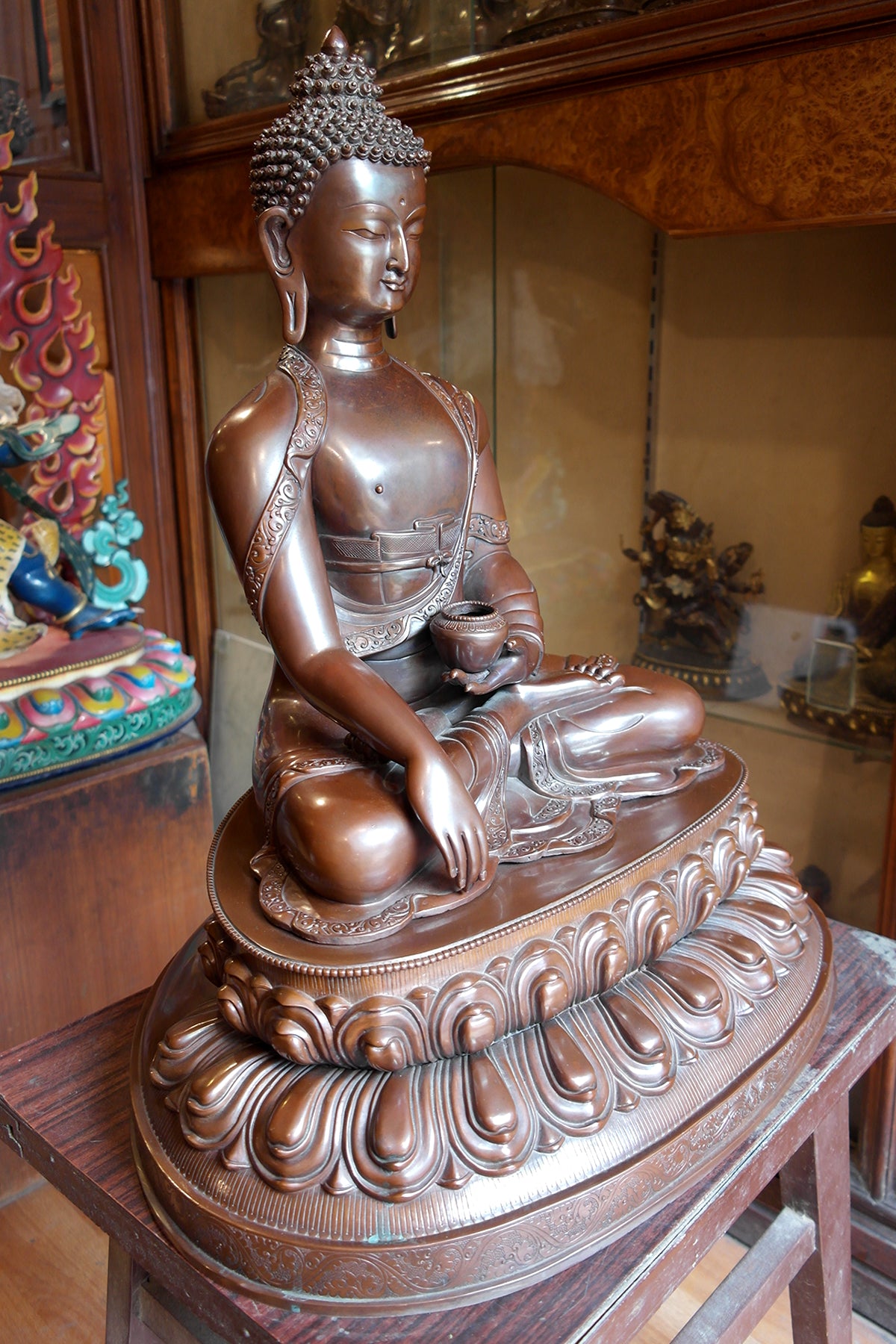 Masterpiece Shakyamuni Buddha Statue in Double Lotus 21"