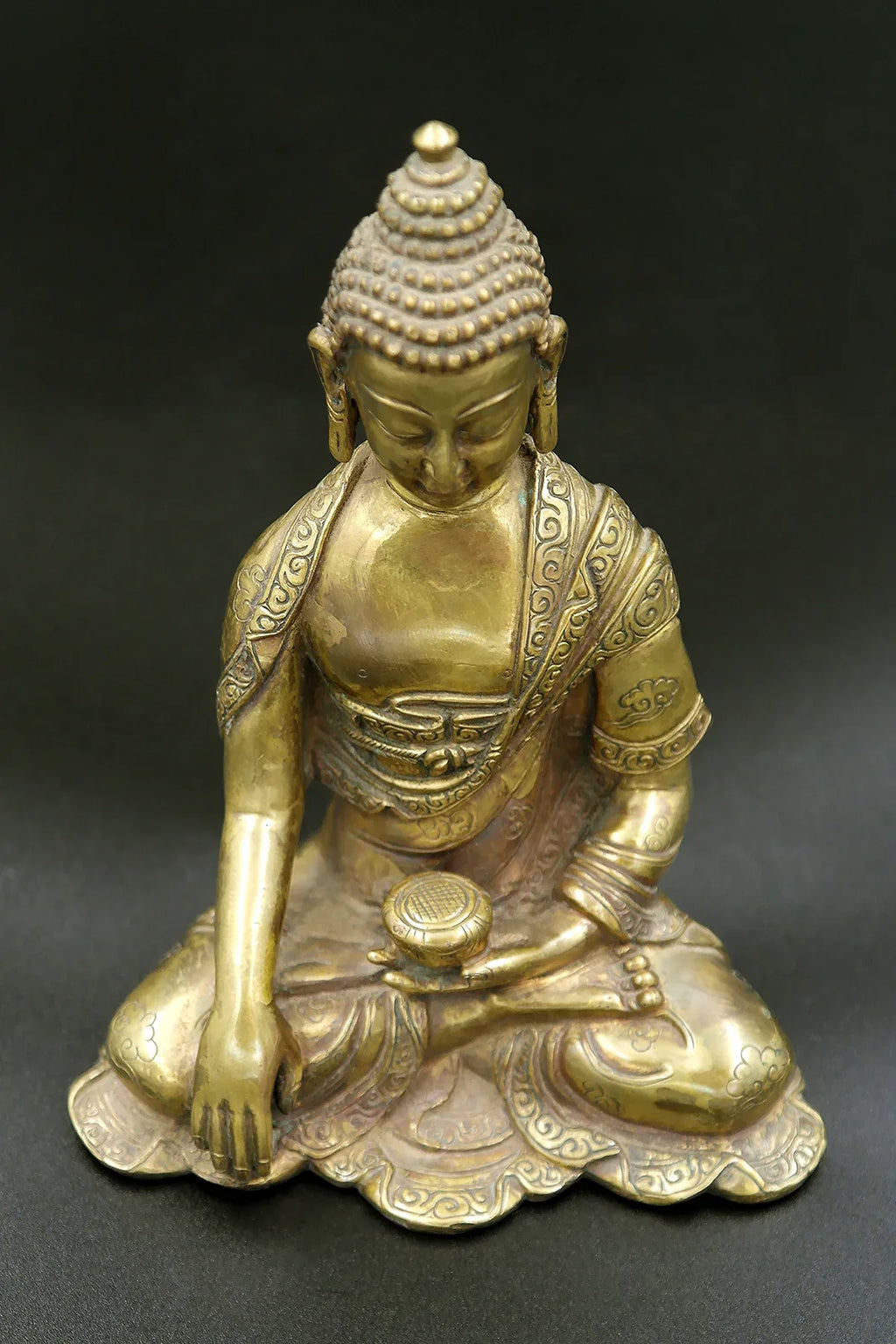Handmade Shakyamuni Buddha Statue, Idol Antique Finish 5.5" - Vajracrafts